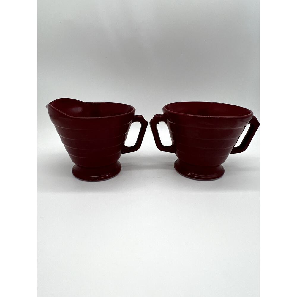 Hazel Atlas Moderntone Burgundy Red Footed Creamer & Sugar Set Vertical Ribbing